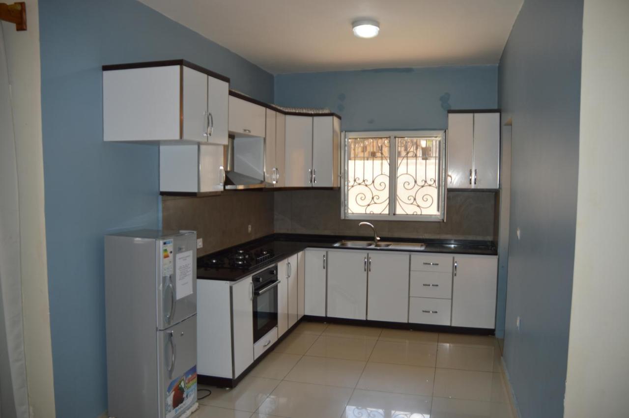 Residence Rosalie Yaoundé 外观 照片